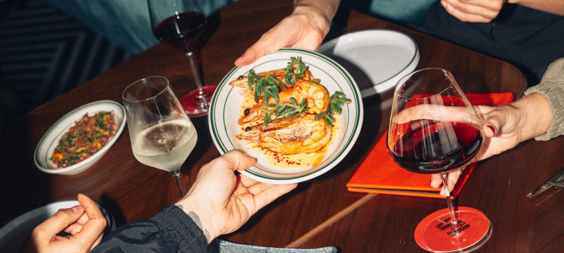 BTWN Full Restaurant View